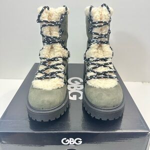 GBG Guess Womens Boot Sherry Leather Olive Green Size 6.5 Cozy Texture